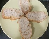 Foto del paso 1 de la receta: Canapés de sobrasada, huevo de codorniz y patata paja
