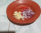 Foto langkah ke 2 dari resep Mie goreng bumbu iris.
