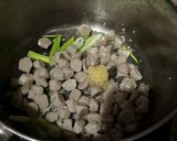 Foto langkah ke 2 dari resep Sop Tahu Bakso.