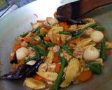 Foto langkah ke 5 dari resep 37. Oseng sayur telur puyuh.