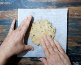 A picture of step 4 of Jowar Mooli Parantha.