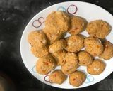 A picture of step 3 of Quinoa balls.