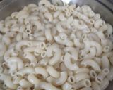 A picture of step 2 of Macaroni.