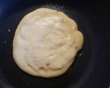 A picture of step 2 of Simple pancakes.