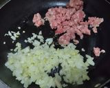 Foto del paso 4 de la receta: Pasteles🥐 rellenos de carne molida🥩, arveja y papa criolla🥔🌰😜