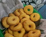 Foto langkah ke 4 dari resep Donat labu kuning.
