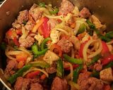 A picture of step 5 of Chicken and Sausage Cajun Pasta.