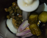 Foto del paso 1 de la receta: Salsa tártara
