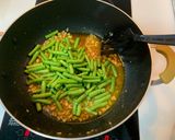 Foto langkah ke 3 dari resep Tumis kacang ca ayam.