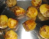 A picture of step 8 of Besan stuffed potatoes.