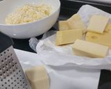 A picture of step 1 of Cheese fondue (Andres's recipe).