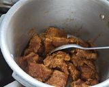 A picture of step 3 of Chettinad masala mutton curry.