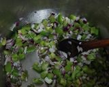 Foto del paso 2 de la receta: Relleno de Empanadas de Pollo al Verdeo