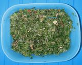 Foto langkah ke 2 dari resep Tumis pedas daun singkong.