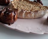 Foto del passaggio 5 della ricetta Crostata con ripieno di uova di cioccolato al latte