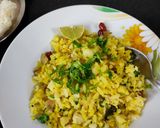 A picture of step 3 of Kande pohe.