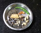 ব্রেড চিকেন কাবাব প্রণ রোল রেসিপি ধাপ - 1 ছবি