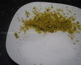 A picture of step 8 of Persian Saffron (Zafaran) sharbat.