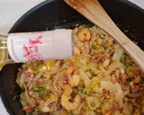 Foto del paso 7 de la receta: Chipirones rellenos de jamón y gambas en salsa