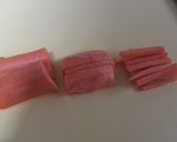 A picture of step 1 of Garlic mayo carrot.