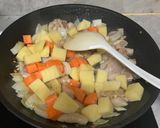 Foto langkah ke 2 dari resep Japanese curry / kare jepang.