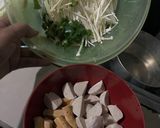Foto langkah ke 1 dari resep Jamur Enoki kuah baso.