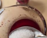 Foto del paso 3 de la receta: Tereré de hibisco endulzado con glicina 🌺 Infusión fresca antinflamatoria de yerba mate e hibiscus