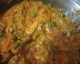 A picture of step 2 of Veg butter jalfrezi.
