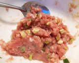 รูปขั้นตอนการทำที่ 1 ของ เกี๊ยวหมูทอด วิธีทำเกี๊ยวโบว์
