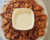 A picture of step 4 of Spicy crackers.