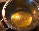 Foto del paso 2 de la receta: Caldo de pollo 🐓 con lo que tenía