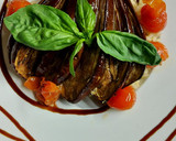 Foto del paso 4 de la receta: Ensalada de berenjenas asadas con tomates confitados