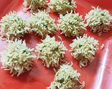 A picture of step 3 of Porcupine Chicken Balls.