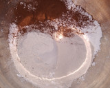 Foto del paso 1 de la receta: Pan de molde Castaño Sin GlutenSúper Rico y Muy Sano🍞🍂🌰🍞