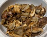 A picture of step 5 of Sticky mushrooms and onions.