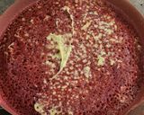 Foto langkah ke 4 dari resep Martabak Red Velvet isi Coklat Keju.