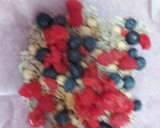 Foto del paso 1 de la receta: Crocanti de chocolate, con frutos rojos y frutos secos