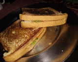 சத்துக்கள் நிறைந்த சுவைமிகு சிக்கன் ஷேன்விச்👌👌 (Chicken sandwich recipe in tamil) ரெசிபி ஸ்டேப் 6 புகைப்படம்