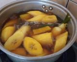 Foto langkah ke 2 dari resep Kolak Ubi dan Pisang.