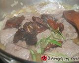 A picture of step 4 of Beef with sun-dried tomatoes and red wine.