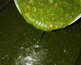صورة لخطوة 4 من وصفة الملوخية الخضراء بطريقتى الغير معتادة👌👌👌