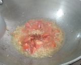 A picture of step 3 of Aalu methi.