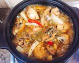 Hình bước làm 2 của món Gà kho sệt