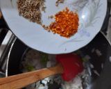 A picture of step 3 of Mazadar choley.