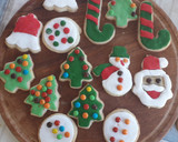 Foto del paso 6 de la receta: Galletitas navideñas forradas 🎄💕