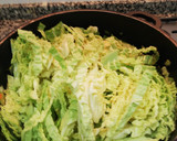Foto del paso 5 de la receta: Col guisada en su propio jugo