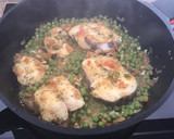 Foto del paso 5 de la receta: Merluza con guisantes