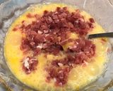 Foto del paso 2 de la receta Tortilla francesa de jamón serrano y queso