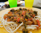 Foto del paso 3 de la receta: Tallarines con verduras y soja
