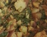 A picture of step 4 of Gobhi palak.